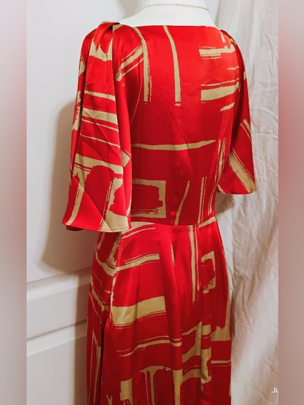🍿Red Silk-like BR Dress, 2 - Picture 3 of 7
